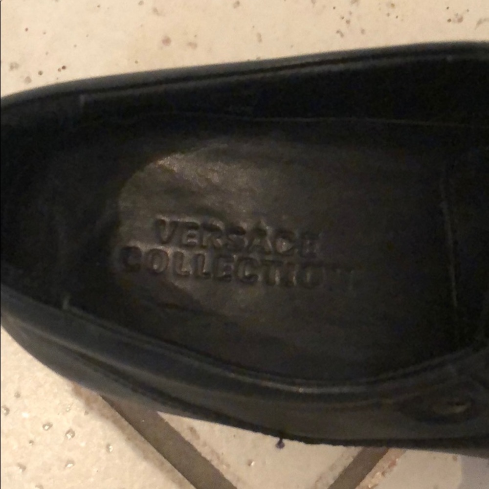 Authentic Versace Collectors Dress shoes - Picture 2 of 4